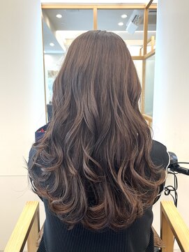 リュクスバトーバイトリコ 船橋南口店(Luxe BATEAU by tricot) ラベンダーブラウン