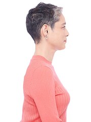 50代・60代の方にに◎グレイヘアショート