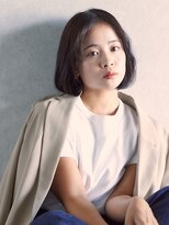 サロン LH(salon LH)&nbsp;清潔感と女性らしさを引き立てる上品な内巻きミディ