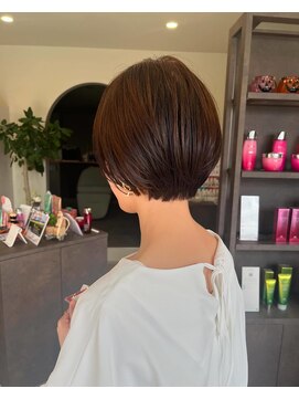 ポレン ドレッサーズ(Pollen Dressers) 全年代から支持◎丸み感ショートボブ