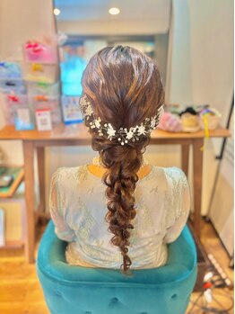 大人気でリピーターの絶えないヘアセット専門店。浴衣着付け対応可能◎結婚式にも！