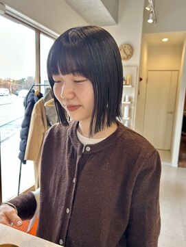 マイン(mine) 切りっぱなしボブ/ラウンド前髪/アゴ下ボブ/ロブ