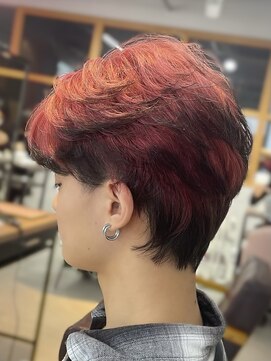 ザコーストバイネオリーブ 辻堂店(The coast by neolive) ブリーチ1回ピンクレッドデザインカラーフェザーショート辻堂