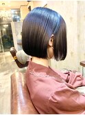 耳かけボブ 黒髪ボブ 切りっぱなしボブ 顎ラインボブ