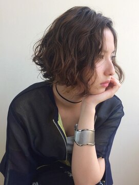 ビュートリアム ギンザ(BEAUTRIUM) 外国人風◇大人のウェーブパーマ◇ショートボブ