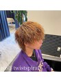 hair salon 華化 Wolf twist spiral