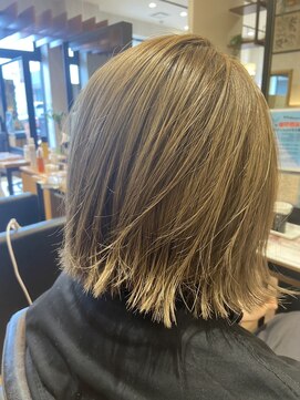 フレンズ 山鼻店(friend's) シャドールーツバレイヤージュ