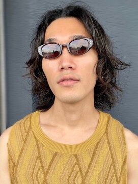 ナループロアオハナ(Nalu pu loa ohana) メンズミディアム無造作パーマショートウルフ