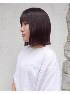 シェミール(CHEMIR) ピンクカラー×切りっぱなしボブ