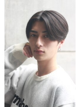 エミュ 新宿(emu) センターパート黒髪新宿