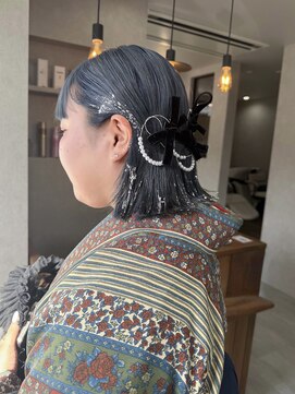 ブローフィー(Blowfy) 【 Blowfy 】卒業式 成人式 銀箔 ヘアアレンジ