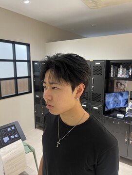 ステージ(STAGE) ダウンパーマ　ニュアンスパーマ　センターパート