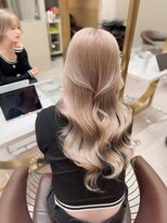 ロンド レア 天神大名店(Lond Le’a) イヤリングカラー/外ハネボブ /縮毛矯正/レイヤーボブ/艶髪