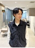 カジュアル黒髪パーマショート