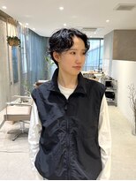 イロア(iroa) カジュアル黒髪パーマショート