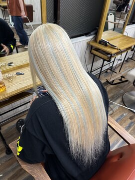 ヘアスタジオワン 藤沢店(HAIR STUDIO ONE) 抜きっぱなしブロンドミントグリーンメッシュ