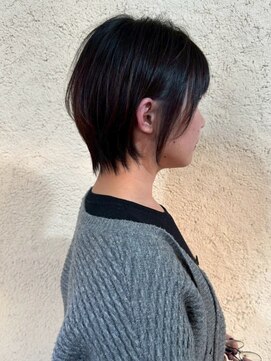 プリモ ココ 鍋島店(Primo coco.) ショートボブ 顔周りレイヤー 前髪カット 黒髪 透明感カラー