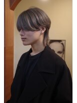 エディ(Edy)&nbsp;マッシュウルフオリーブベージュケアブリーチ眉毛カット外国人風