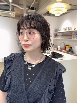 フィット ヒュー 千葉(fit hue) ミルクティーブロンド/ダークブルー/デジタルパーマ/千葉駅