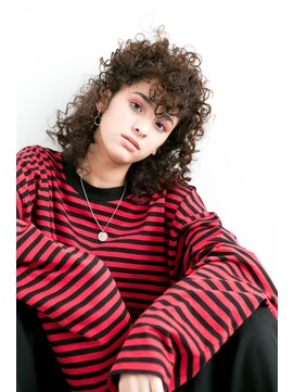 ラパンセ ブラン(LA PENSEE BRUN) カーリースタイル