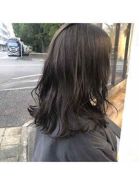 ノア(noa.) ブリーチなし透明感グレージュ