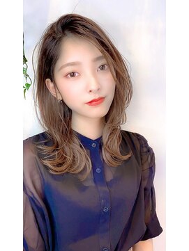 シファー(～Cifer) かきあげくびれミディ☆