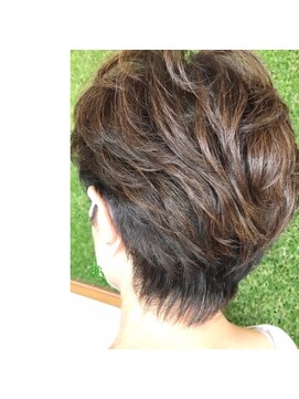 諏訪美容室 大宮店 ショート