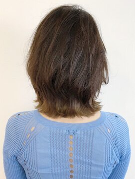 リコ(LIKO) 大人の外ハネボブ☆くびれシルエット/インナーカラー/大人女子