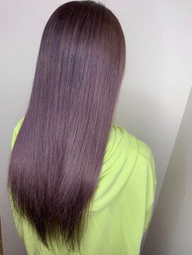 モルニ(MORNI) パープルカラー_マロンベージュ Aラインボブ かきあげ