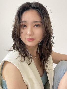 ヨーク(YOKE) 【 YOKE 】グレージュレイヤーミストバング