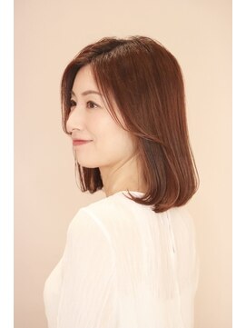 アンベリールフルー(EMBELLIR fleur) ふんわり内巻きボブ