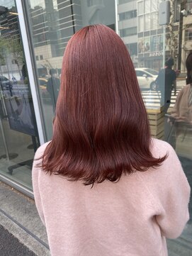 オグジュアリー 表参道(aux.) 《Akari》ピンクブラウン