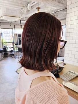 エイス 梅田 中津(Ace) きりっぱなしボブ　ピラミンゴカラー