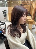 顔まわりレイヤーでストレートでも可愛いく