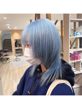 アヴァンス ジェイアール和歌山店(AVANCE.) 派手髪×ハイトーン×ペールブルー×ブルーカラー×ウルフカット