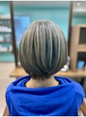 前下がりショートボブ☆カーキベージュ