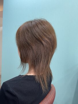 アマリエット(AMARIETO) ウルフカット