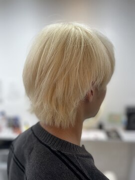 タナの美容室 2号店(TANA) MENSブリーチ抜きっぱなし