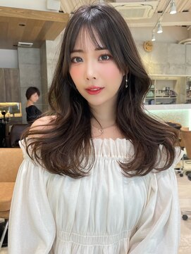 グランド(GRAND) ロングヘア30代40代くびれヘアレイヤー前髪なし前髪あり表参道