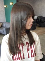 トラント ミル(TRENTEMILLE) ベージュカラー×レイヤーカット