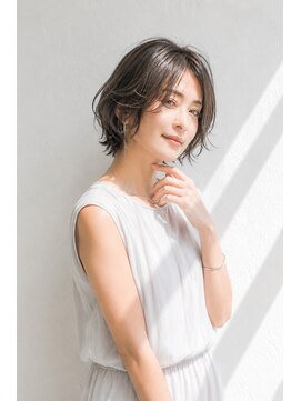 アッシュ 学芸大学店(Ash) ショートボブ/大人女性/シアーグレージュ/白髪ぼかし/脱白髪染め
