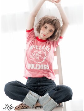 リリーオブザベイス(Lily of the Vase) ショート☆眉上バング