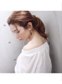 『抜け感』ポニーテール