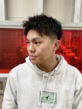 メリケンバーバーショップ トーキョー(MERICAN BARBERSHOP TYO) BURG 【ツイストパーマ】