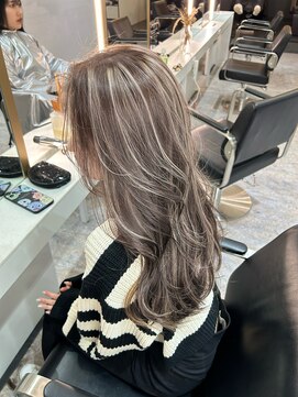 ブレンド 渋谷(BLend) グレージュマチルダボブインナーグレージュ 前髪