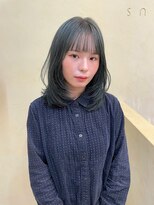 スニュウ(snuw)&nbsp;【snuw mina】レイヤーカット/顔まわりカット/透明感カラー/伏見