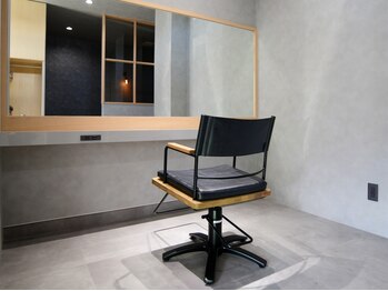 アイス(kice)の写真/【高崎駅徒歩12分/駐車場有】カフェのような雰囲気で白&グレーのお洒落な色使い空間が素敵なSalon◎