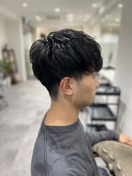 グレイバイニューヨークニューヨーク 京都北大路(Gray by NYNY) フェザーマッシュ