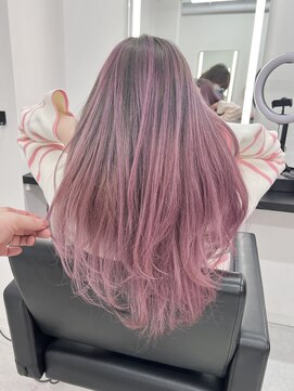 エゴ 池袋(EGO) 10代20代30代外国人風バレイヤージュ　ハイライトカラー　ピンク