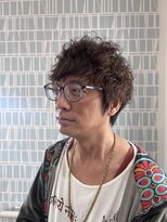 イーズスタイル(ease style)&nbsp;毎日のスタイリングも楽々な渋かっこいいパーマ